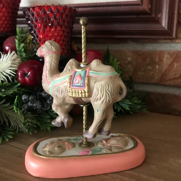 Rare Vintage Porcelain Llama Carousel - Picture 4 of 8